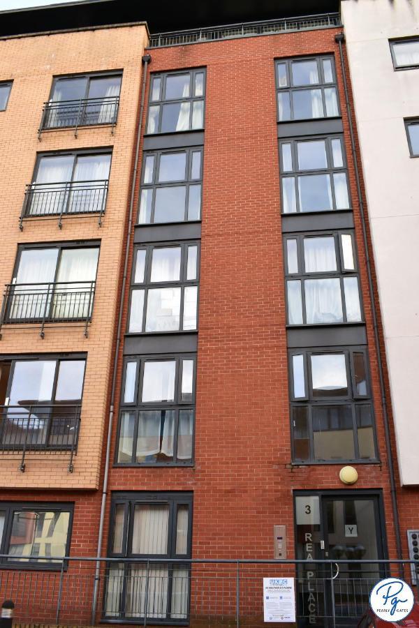 Апартаменты Penthouse - Amazing Skyline Views - Balcony - Free Extra 2 - Free Parking - Utilita Arena - Bullring Shopping - New St Station- Super King Size Bed *